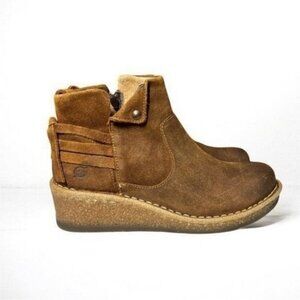 🌻NEW NWOT Born "Varas" Brown Distressed Suede Ankle Boots Size 7.5